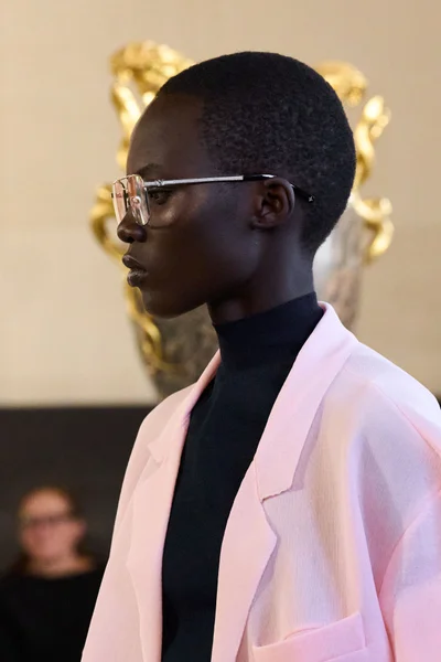 Look 91